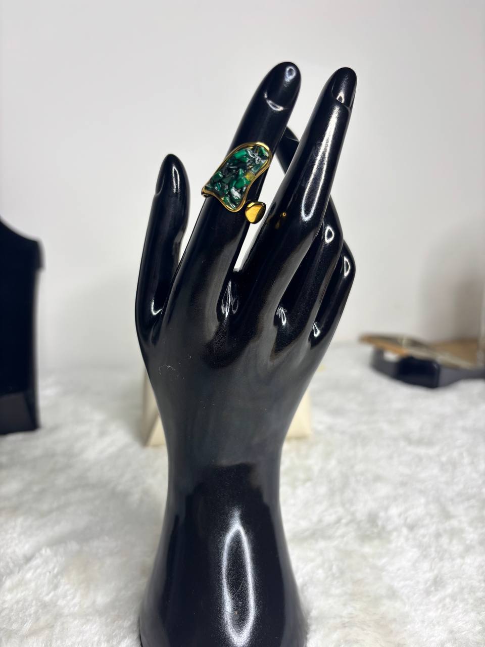 Bague “Émeraude Royale”