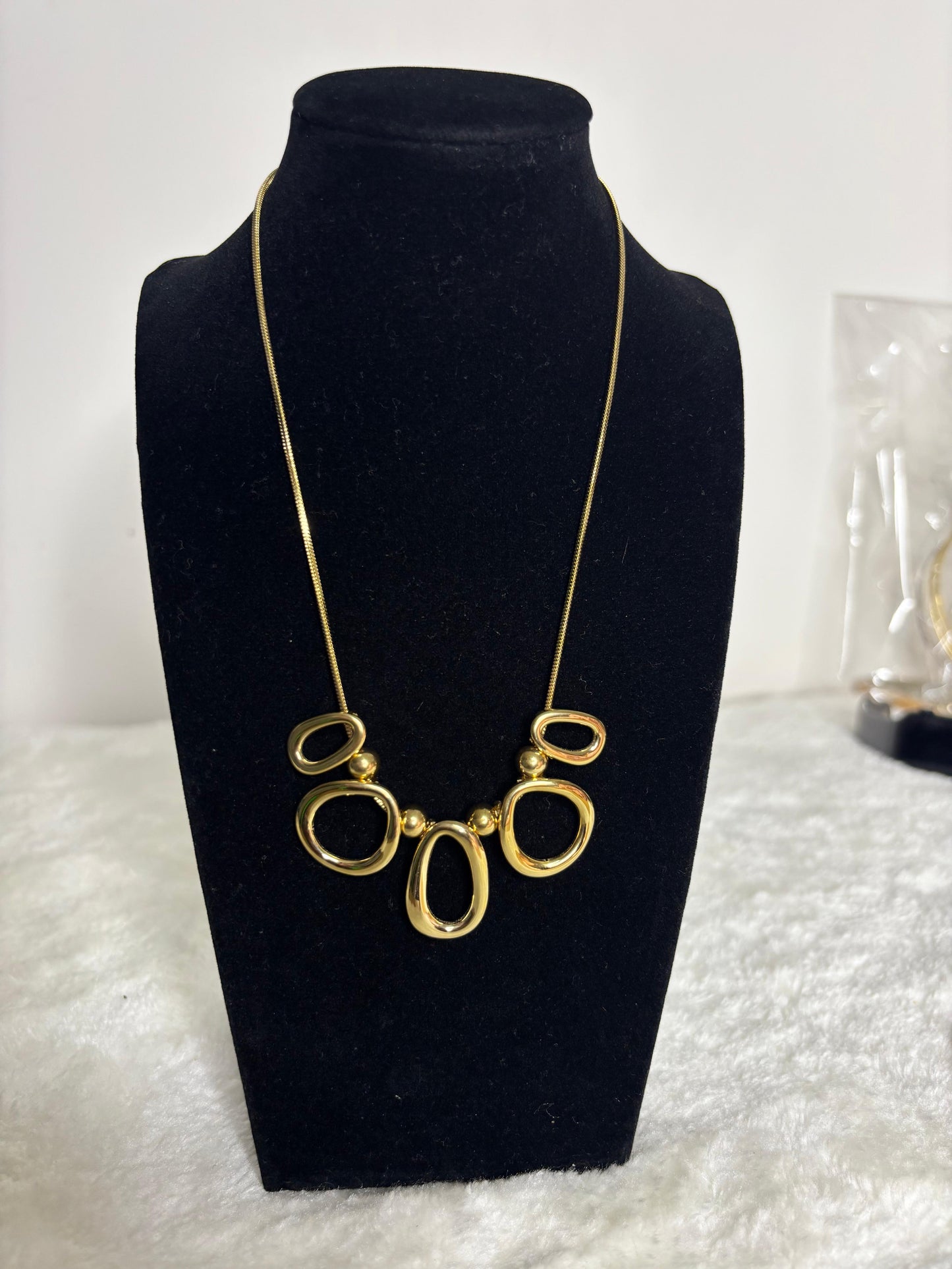 “Éclat Élégance Or”