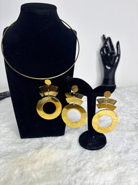 Déesse d’Or” – Iris Royale (Collier + Boucles)