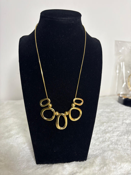 “Éclat Élégance Or”